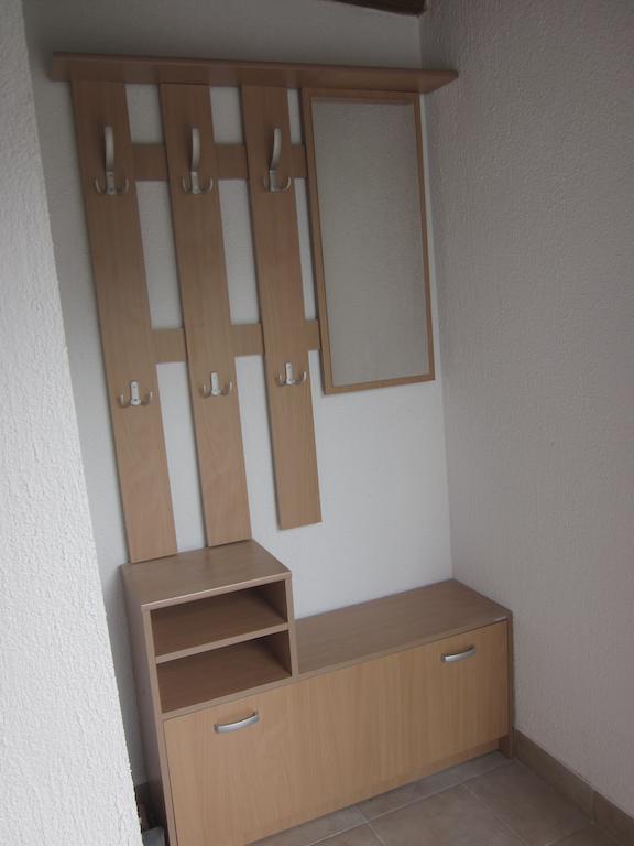 Apartments Dumencic Rab Mundanije Habitación foto